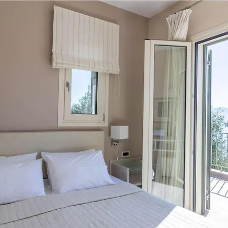 Delightful Kefalonia - 2 Bedrooms - Olive Grove - Private Pool And Phenomenal Sea Views - Agia Efimia * Ferendinata